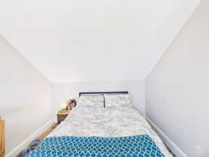 Photo 14- click for photo gallery